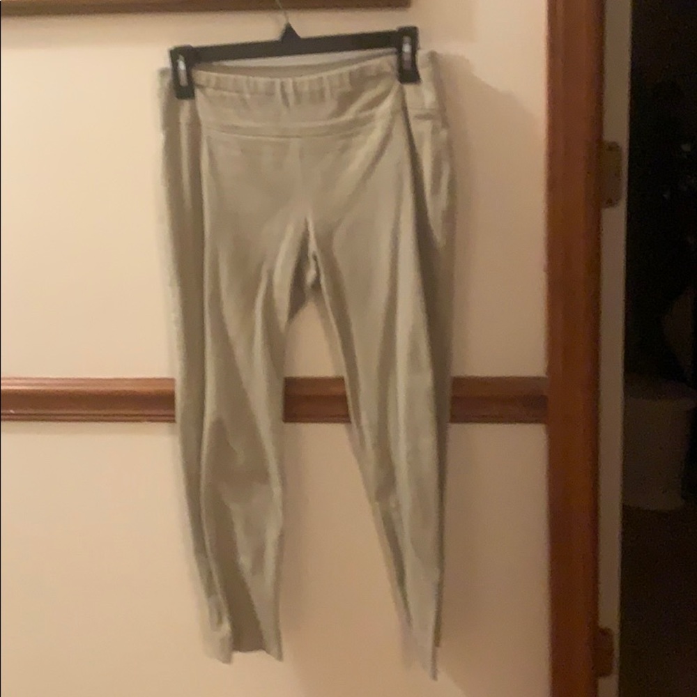 Crown & Ivy, khaki, size 2P slacks